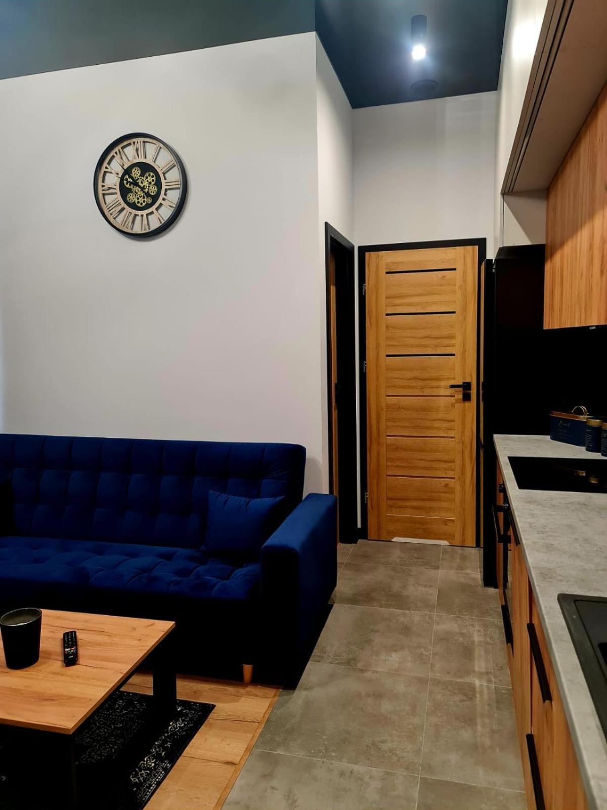 Hola Apartamenty Piotrkowska Łódź Exteriör bild