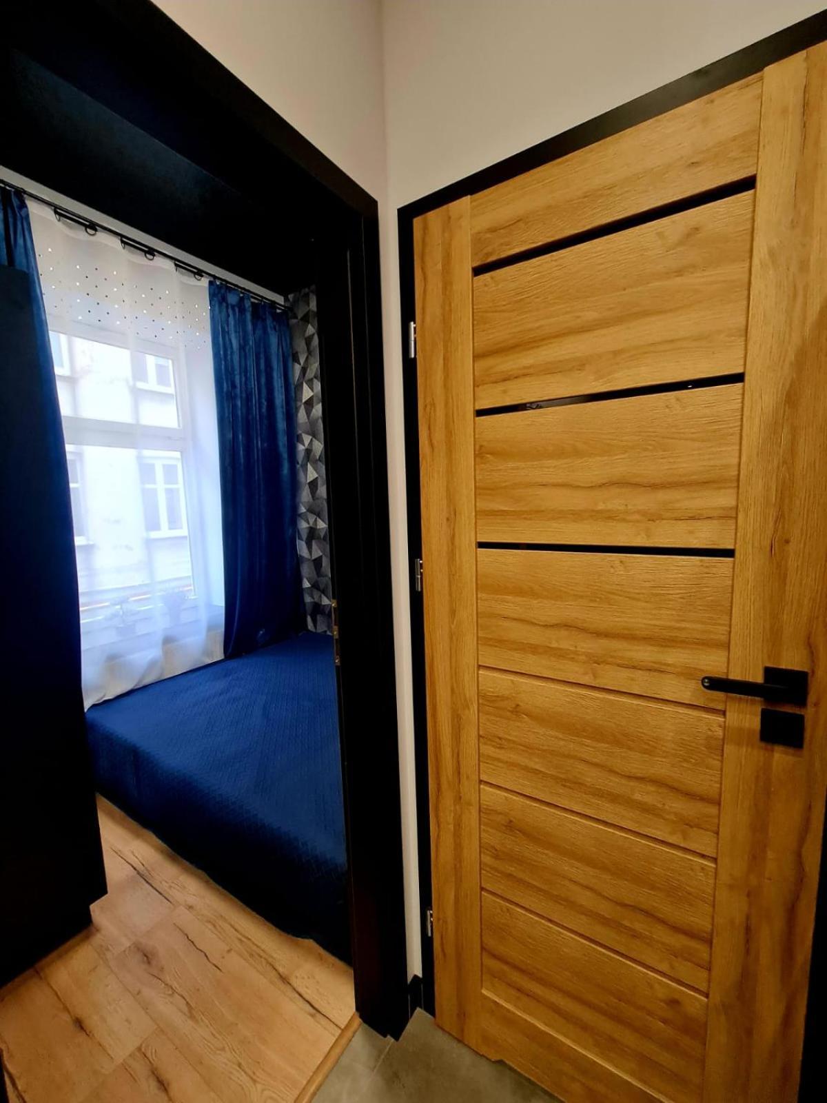Hola Apartamenty Piotrkowska Łódź Exteriör bild